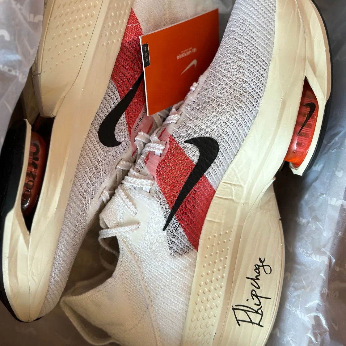 Nike ZoomX Alphafly NEXT% 2 'Eliud Kipchoge' FD6559-100 Nike ZoomX Alphafly NEXT% 2 'Eliud Kipchoge' FD6559-100